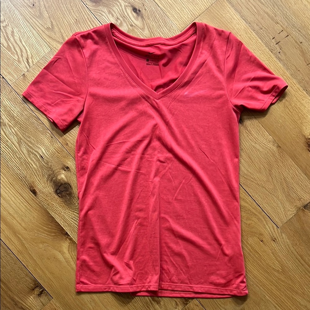 Women's Nike V-Neck Top
